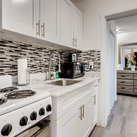 !!Coral Sands 1 Bedroom Stunner!! West Palm Beach Exterior photo