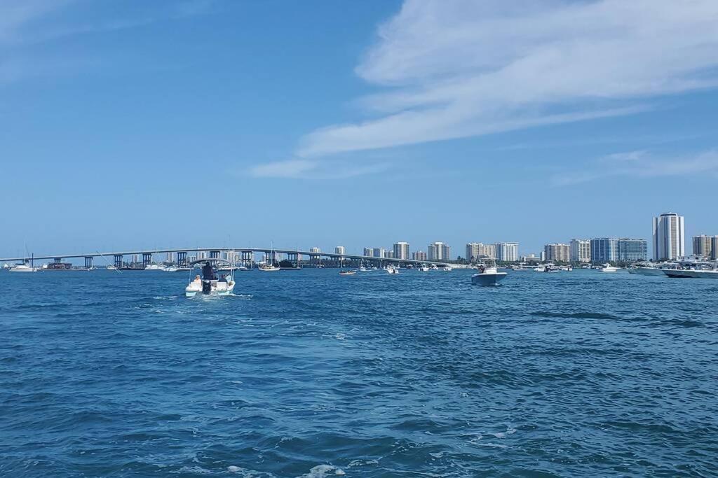 Apartamento !!coral Sands 1 Bedroom Stunner!! West Palm Beach